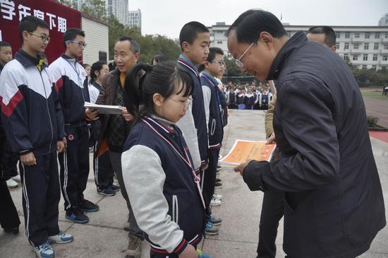 龙泉二中新春开学平安顺利 有条不紊