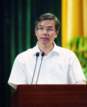 穗11区委书记全部到位普遍学历高 4个区长位置将空缺